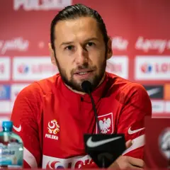 Grzegorz Krychowiak, reprezentant Polski, podczas konferencji prasowej. Gdzie gra teraz? W klubie Al-Shabab.